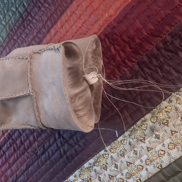 PORTOLANO* taupe suede shearling lined winter mittens size M ladies NWOT - Picture 8 of 9